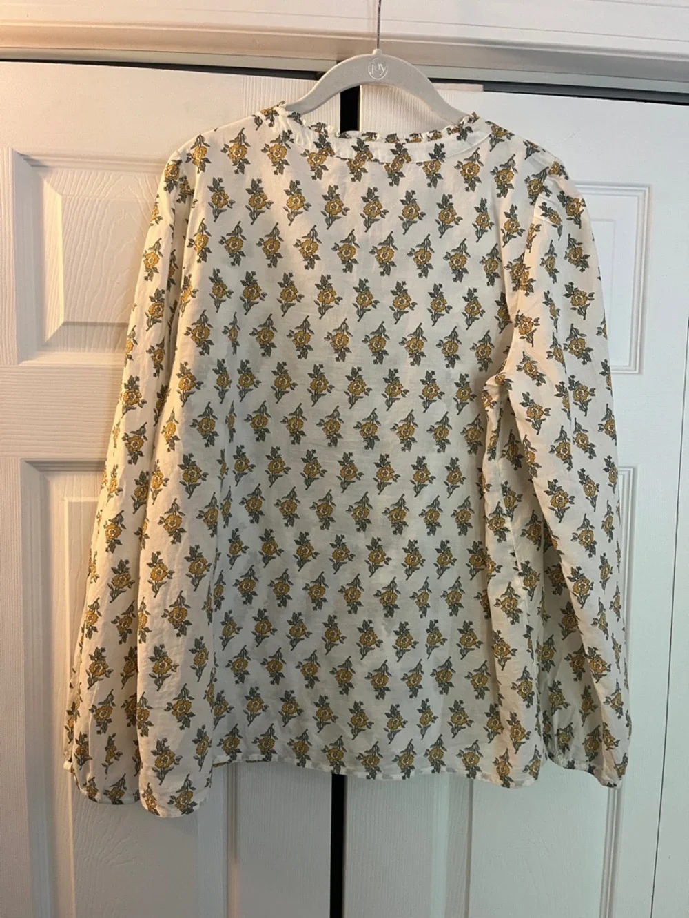 Lucky Floral Top Button Down Size Medium - Picture 3 of 7